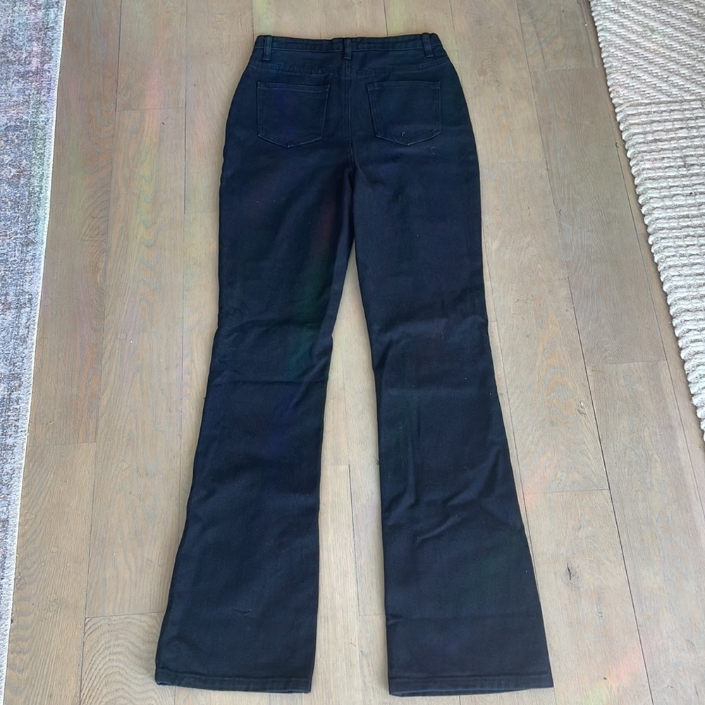 Boohoo bootcut high waist black jeans size 6 NWOT - Picture 3 of 3